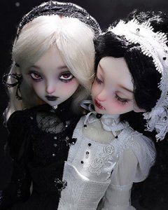 Conjoined Girl - Boye & Sila (Fullset)